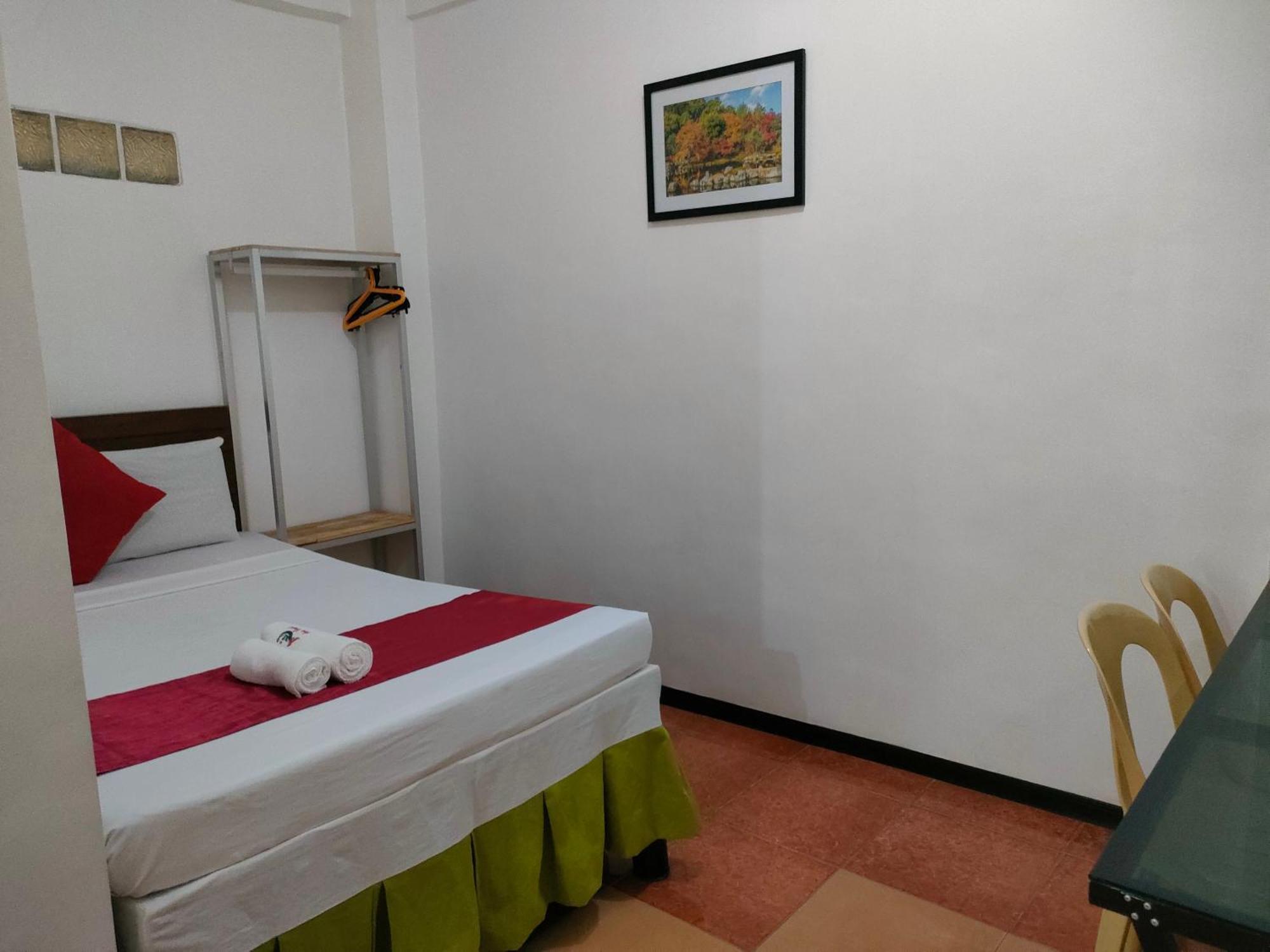 Axis Pension Hotel ماكتان المظهر الخارجي الصورة